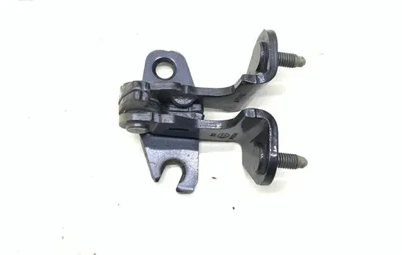 Tesla Model 3 Rear door lower hinge 109133100F