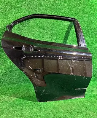 Toyota Camry VIII XV70 Rear door