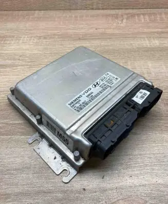 Hyundai Tucson JM Engine control unit/module ECU 3917023130 3918023130 5WY4304E