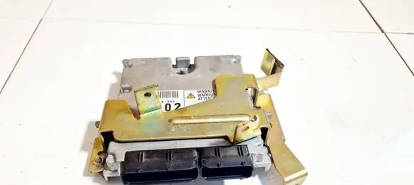 Nissan X-Trail T30 Engine control unit/module 23710eq44b