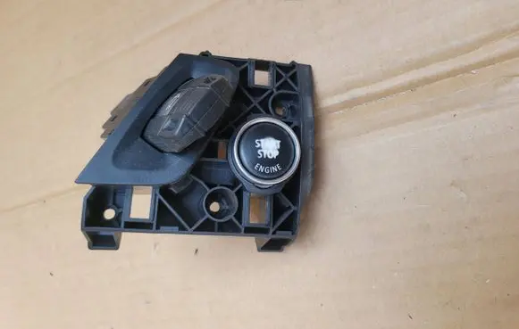 BMW X6 E71 Ignition lock 9177973