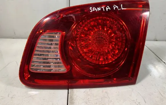 Hyundai Santa Fe Tailgate rear/tail lights 924062B000