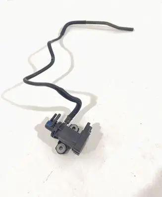 Ford Kuga II Turbo solenoid valve 9808206880