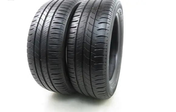 Volkswagen Golf V R16 summer tire 