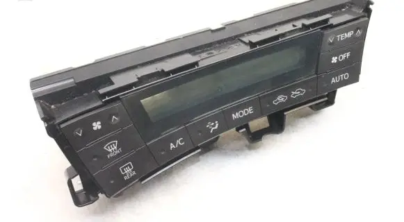 Toyota Prius (XW30) Interior fan control switch 5590047010