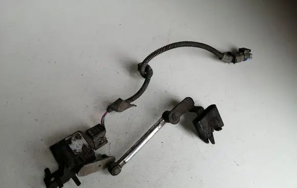 Citroen C4 I Headlight/headlamp level sensor 89034010