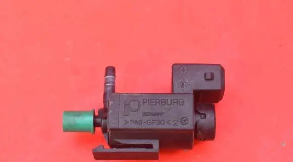 BMW 7 E38 Vacuum valve 7516375