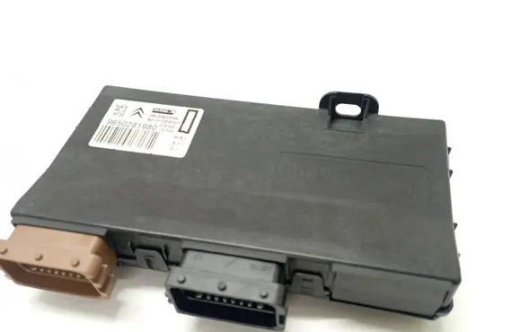 Peugeot 407 Seat control module 9650281980