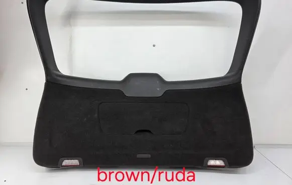 Porsche Cayenne (92A) Tailgate trim 7P5867601J 7P5867603