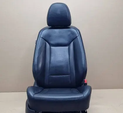 Hyundai i40 Front passenger seat 