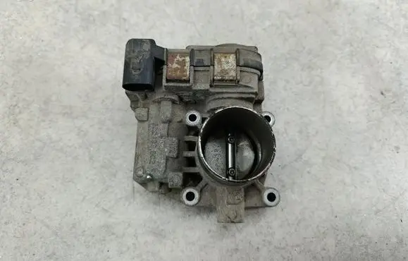 Volkswagen Golf V Throttle body valve 036133062