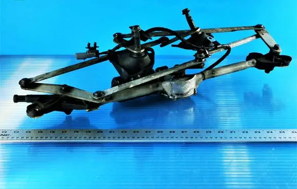 Chrysler Voyager Front wiper linkage and motor E2350141752 24002763