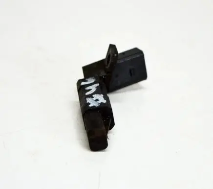 Volkswagen Polo V 6R Crankshaft position sensor 03D906433A