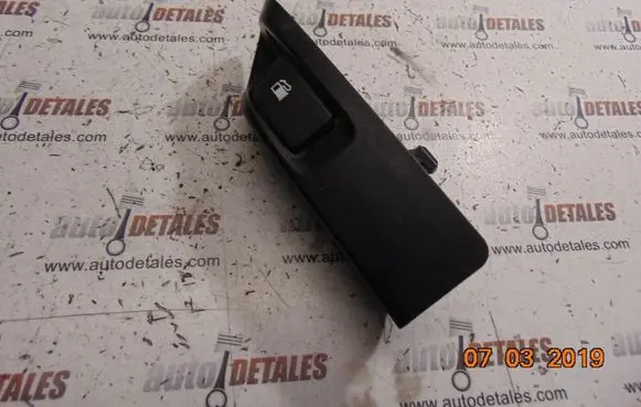Toyota Verso Fuel cap release pull handle 