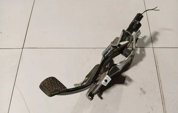 Brake pedal