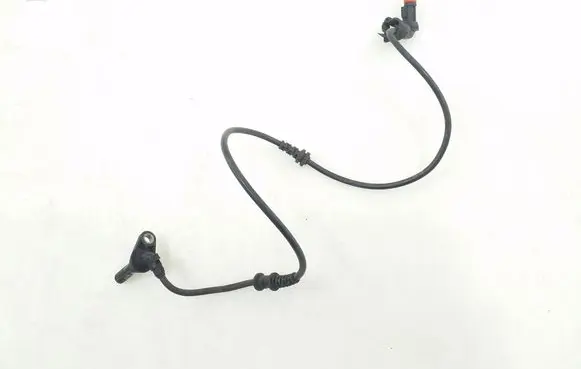 Mercedes-Benz E W212 ABS brake wheel speed sensor A2125400117