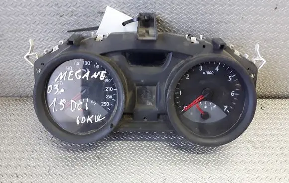 Renault Megane II Speedometer (instrument cluster) 8200364588