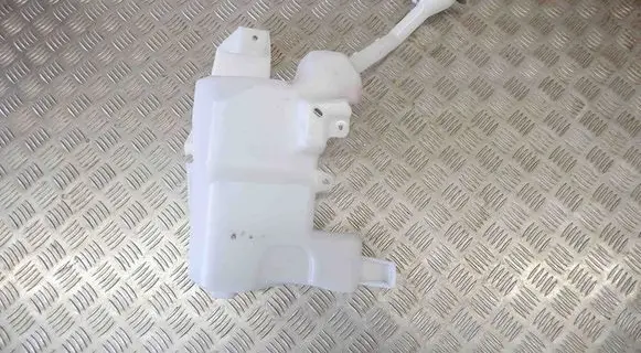 Windshield washer fluid reservoir/tank