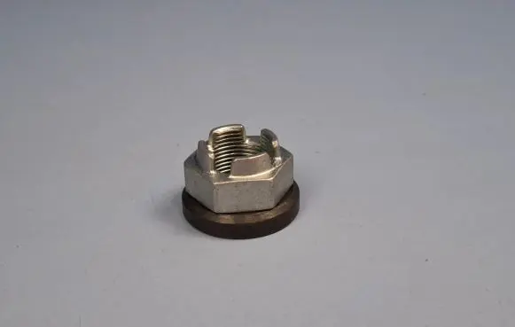 Peugeot 308 Nuts/bolts 9813722580