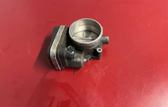 Cadillac SRX Throttle valve 12567376 6775292 5718201