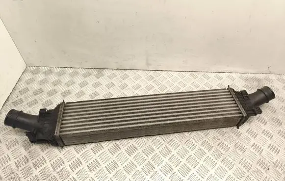 Audi S5 Facelift Intercooler radiator 8K0145805P Y1778001