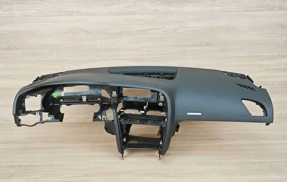 Audi A5 8T 8F Dashboard DESN38