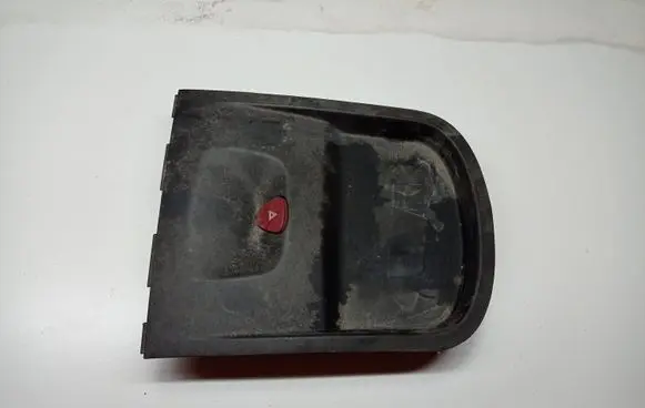 Steering wheel column trim
