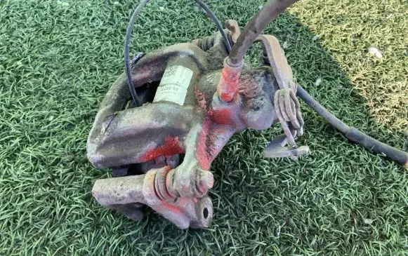 Ford Transit Rear brake caliper 1843318 BK212552AB
