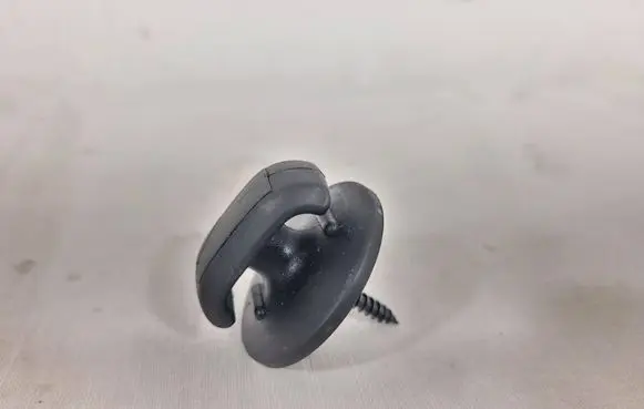 Skoda Octavia Mk2 (1Z) Tie down hook / loop 