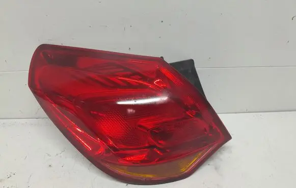 Opel Astra J Rear/tail lights 13306459