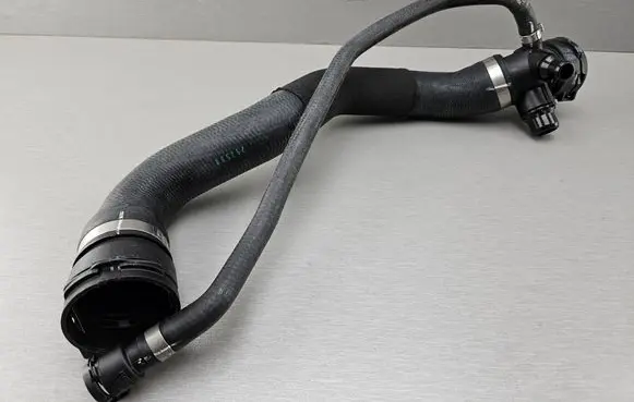 BMW X3 F25 Engine coolant pipe/hose 8571605 17128571605 8513605
