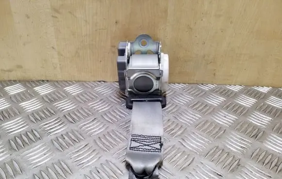 Audi TT TTS Mk2 Rear seatbelt 8J8857805B