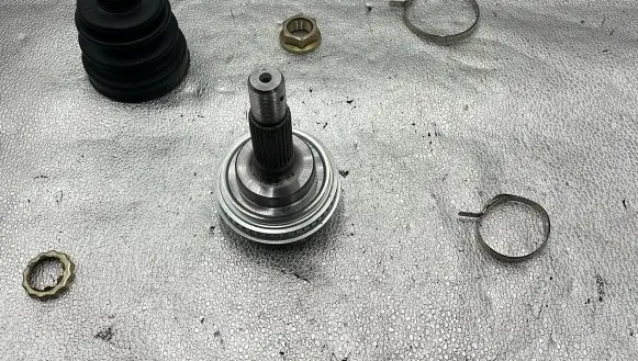 Toyota Avensis T220 Driveshaft outer CV joint 33095091 4346009270 4346059415