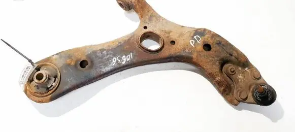 Toyota Auris 150 Front lower control arm/wishbone