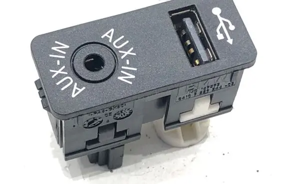 BMW 4 F36 Gran coupe USB socket connector 9229246