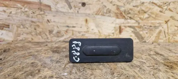 Renault Clio V Tailgate opening switch 906069264R A4539050501