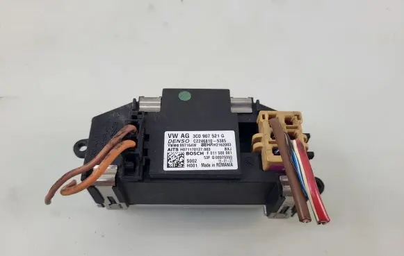Audi Q3 8U Heater blower motor/fan resistor 3C0907521G
