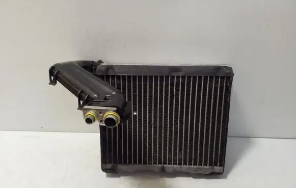 Land Rover Evoque I Air conditioning (A/C) radiator (interior) H8189