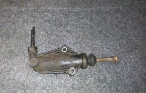 Fiat Punto (188) Clutch master cylinder