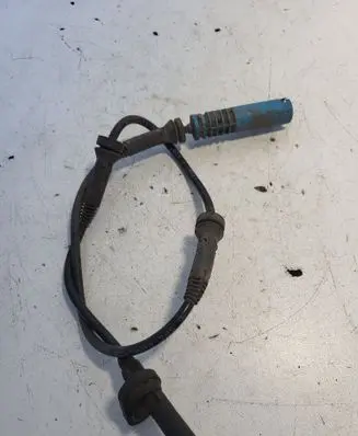 BMW 5 E60 E61 ABS brake wheel speed sensor 6908705
