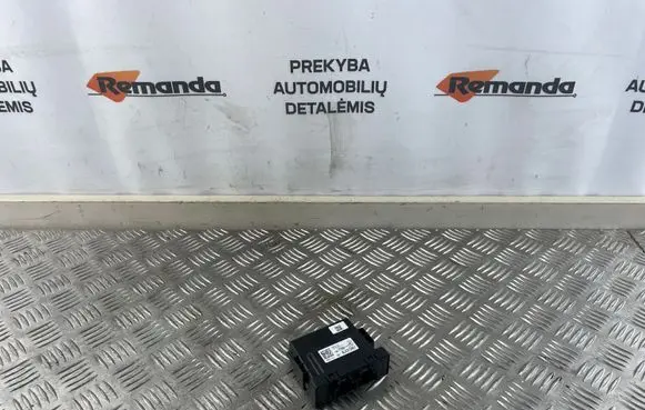 Opel Insignia B Parking PDC control unit/module 13517788