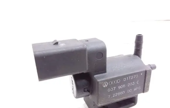 Volkswagen Golf IV Brake central valve 037906283C