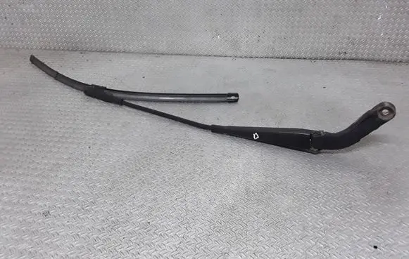 Mercedes-Benz A W169 Windshield/front glass wiper blade A1698200240