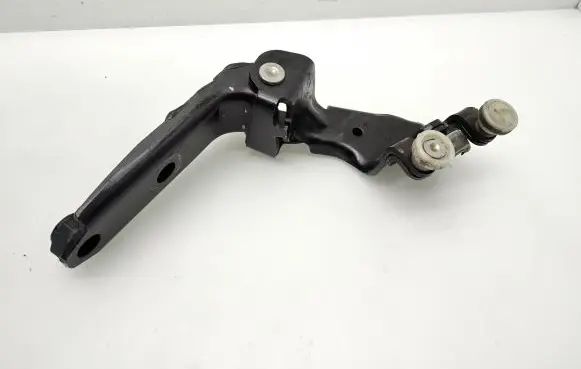 Volkswagen Transporter - Caravelle T5 Sliding door upper roller guide/hinge 7H0843336