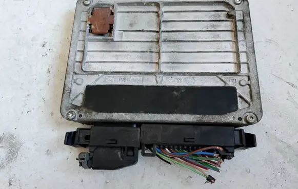 Volkswagen Golf IV Engine control unit/module 06A906019BQ