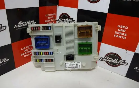 Volvo S80 Fuse module 31343337AA