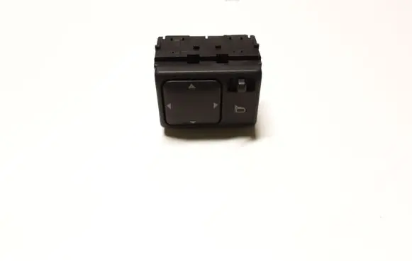 Nissan X-Trail T30 Wing mirror switch