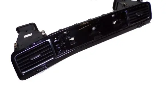 Volkswagen Touareg II Dash center air vent grill 7P1857190A
