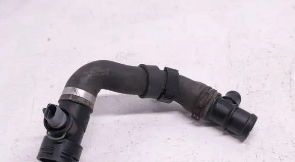 Volkswagen PASSAT B6 Engine coolant pipe/hose 3C0122051AN ZD060204
