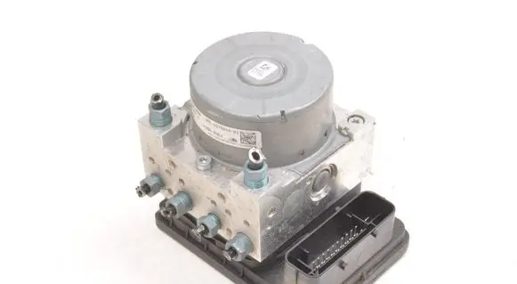 Mini One - Cooper F56 F55 ABS Pump 6878044